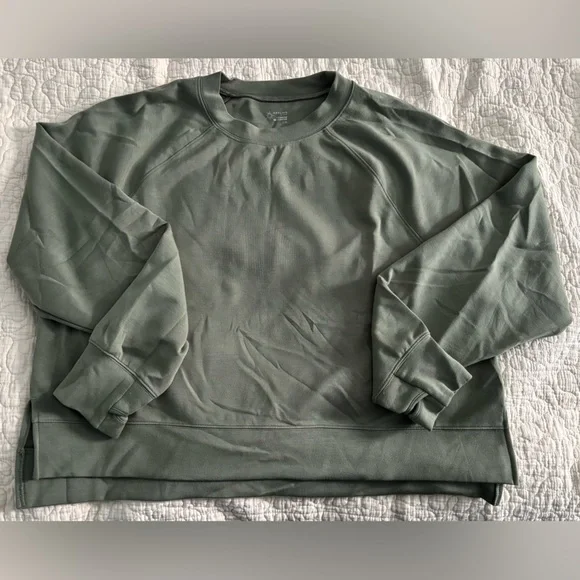 Offline By Aerie Green Athletic Pullover - Picture 1 of 3